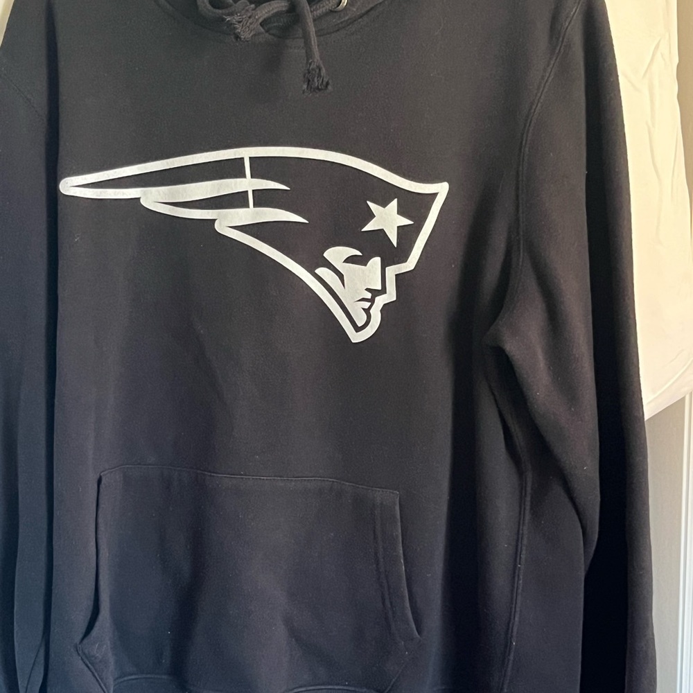 Black PATS Hoodie with bonus umbrella